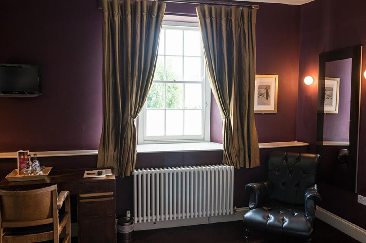 The Castle Inn Bradford-On-Avon Εξωτερικό φωτογραφία