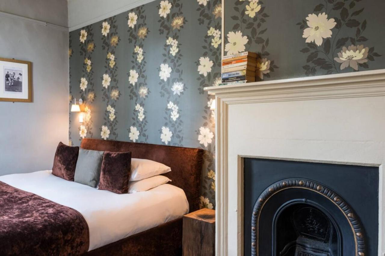 The Castle Inn Bradford-On-Avon Εξωτερικό φωτογραφία