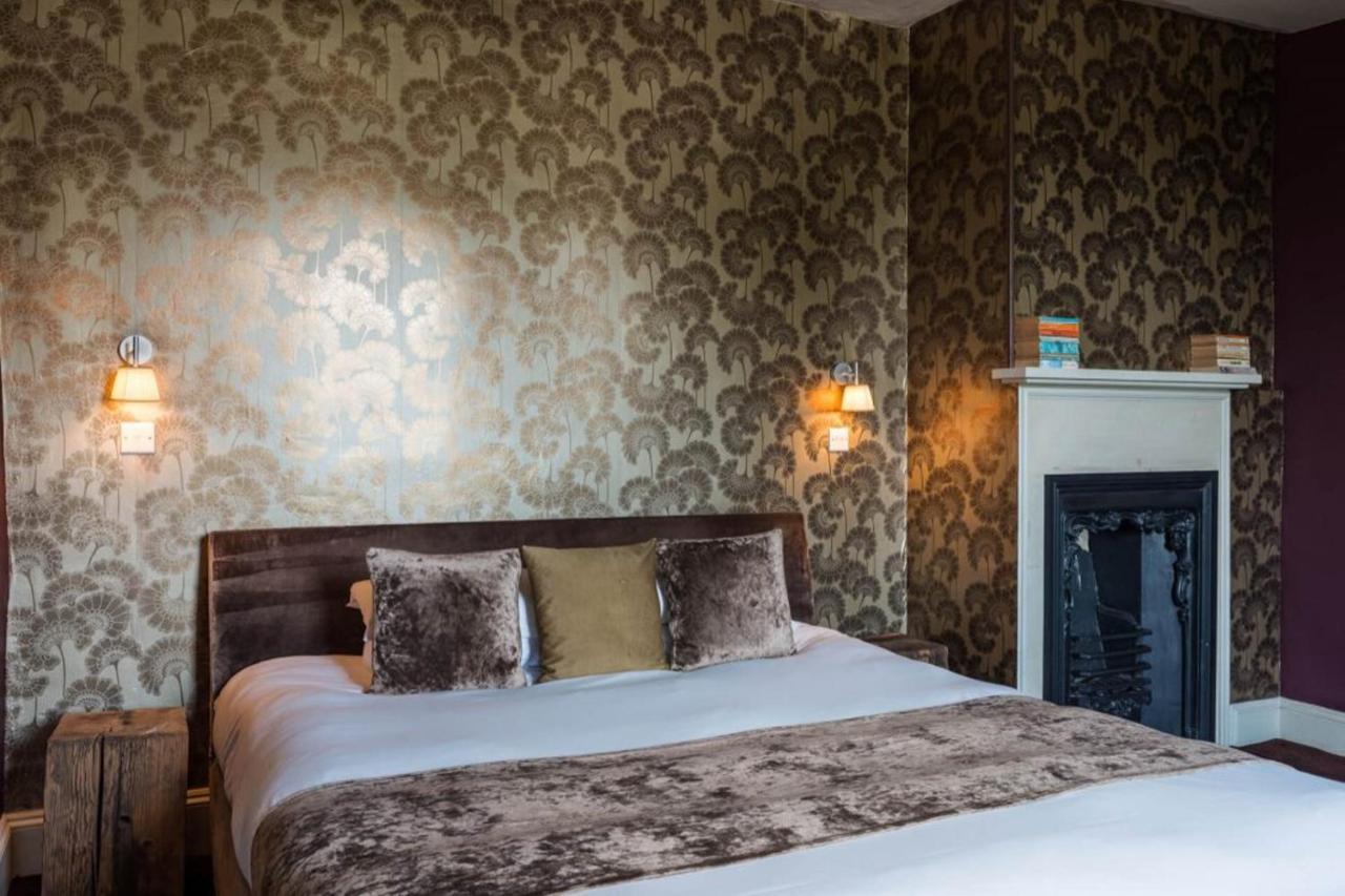 The Castle Inn Bradford-On-Avon Εξωτερικό φωτογραφία